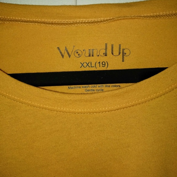 T-SHIRT - Picture 3 of 3